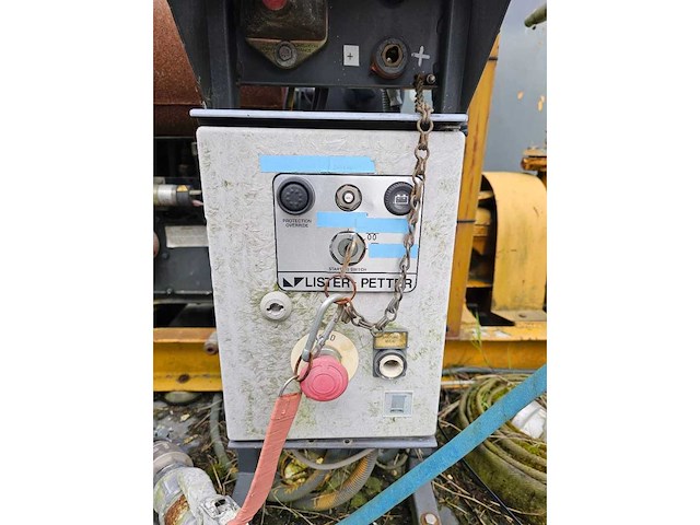 Lister - lister-petter spuit - vrachtwagen onderdeel spuit - afbeelding 11 van  12