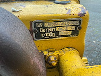 Lister 2 cilinder dieselmotor - afbeelding 6 van  8