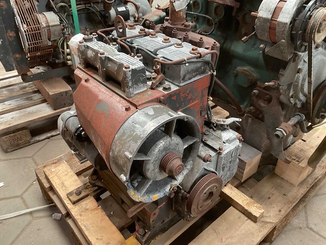 Lister petter dieselmotor - afbeelding 3 van  10