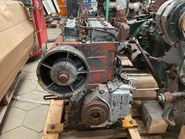 Lister petter dieselmotor - afbeelding 8 van  10