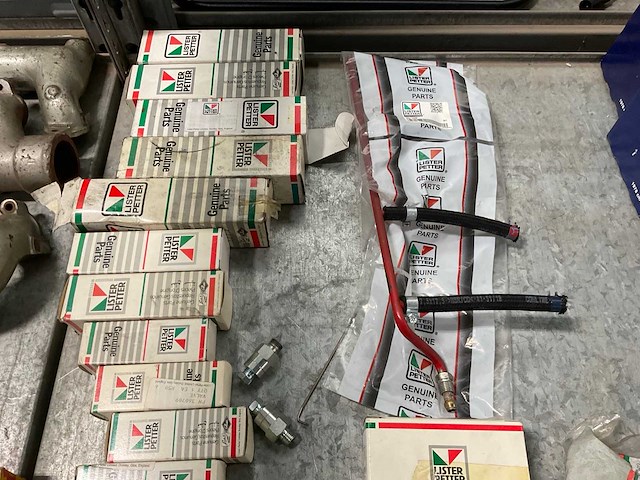 Lister petter partij onderdelen - afbeelding 2 van  3