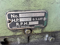 Lister-petter stationaire dieselmotor, werken gedemonteerd. - afbeelding 4 van  5