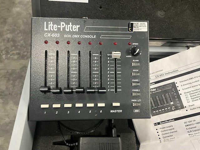 Lite-puter cx-603 analoge dmx console - afbeelding 1 van  7