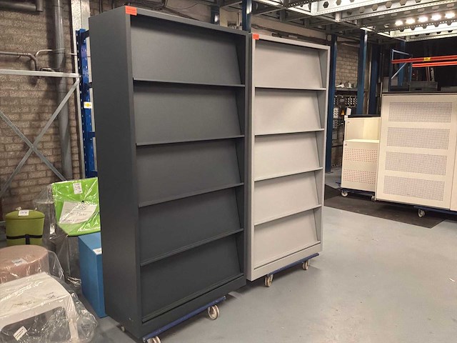 Literatuurkast (2x) - afbeelding 1 van  4