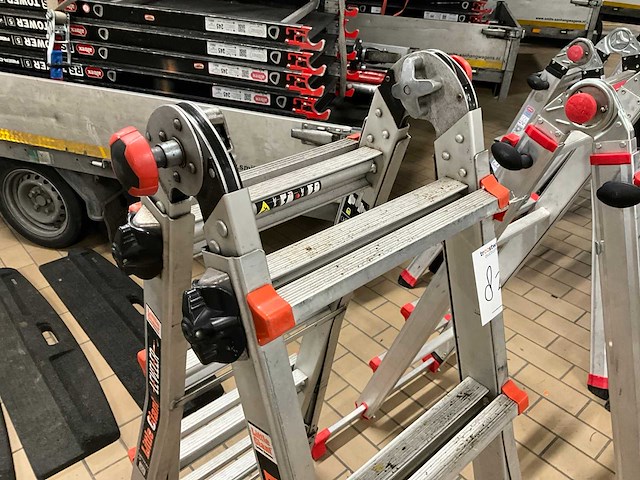 Little giant leveler 4x4 multifunctionele vouwladder - afbeelding 3 van  4