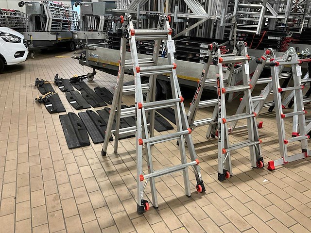Little giant velocity 5x4 multifunctionele vouwladder - afbeelding 1 van  4