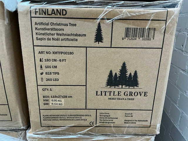 Little grove finland kunstkerstboom met led verlichting (180 cm) - afbeelding 4 van  4