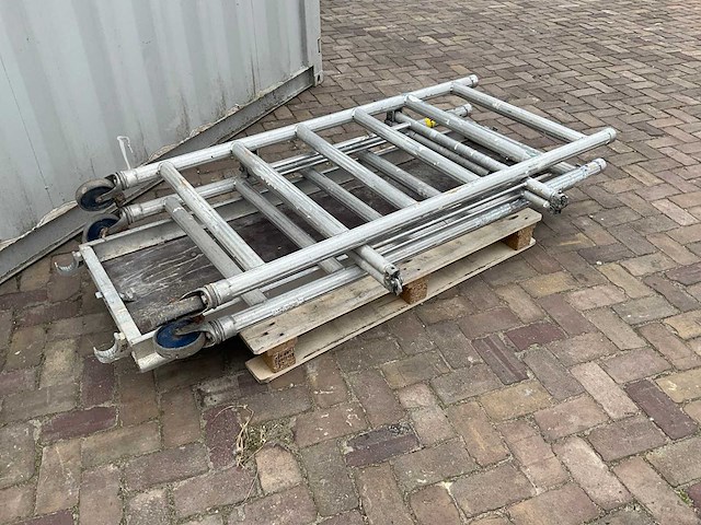 Little jumbo - kamersteiger - steiger - afbeelding 2 van  7