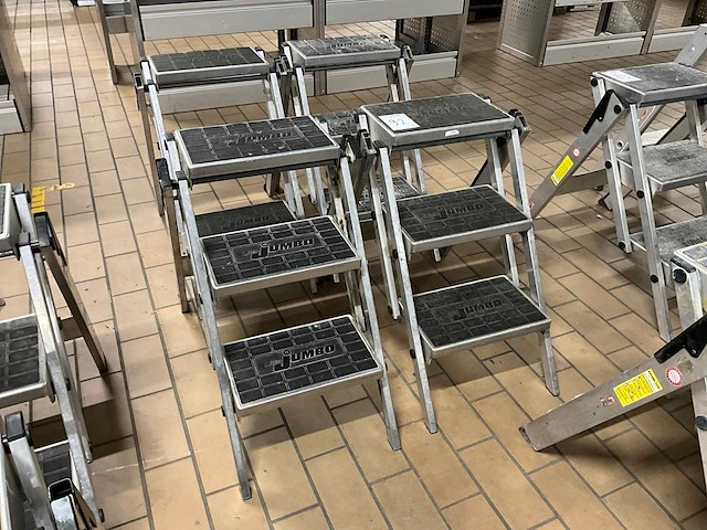 Little jumbo trap (4x) - afbeelding 1 van  7