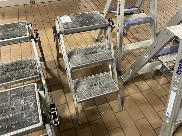 Little jumbo trap - afbeelding 1 van  4