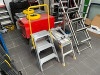 Little jumbo trapleer en diversen - afbeelding 1 van  4