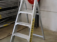 Littlejumbo trapladder 4 sporten - afbeelding 1 van  7