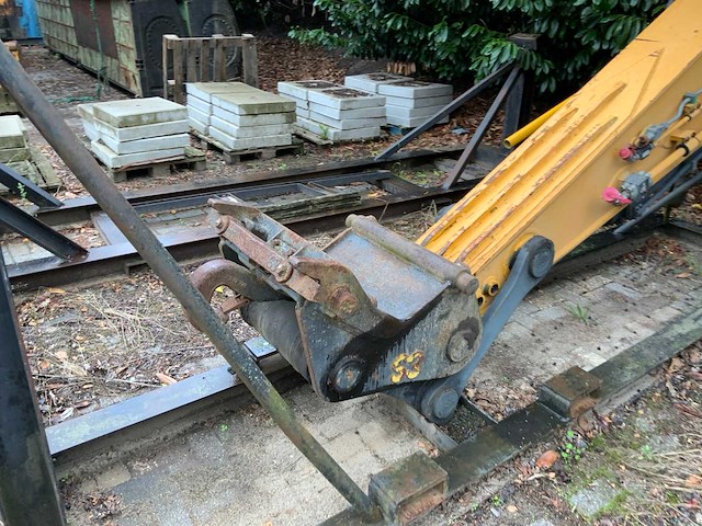 Liugong 9 meter giek met eurosteel snelwissel en bok - afbeelding 15 van  20
