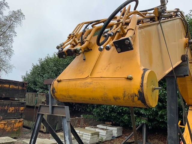 Liugong 9 meter giek met eurosteel snelwissel en bok - afbeelding 19 van  20