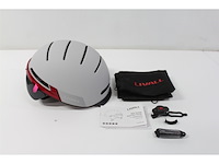 Livall bh51m neo fietshelm met richtingaanwijzer en verlichting sos functie - afbeelding 2 van  3