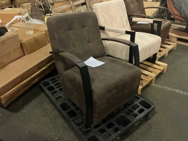 Livia dark brown fauteuil - afbeelding 3 van  7