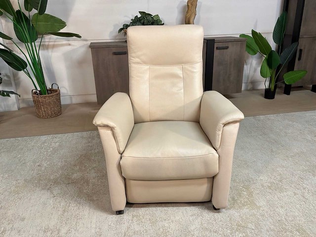 Livv electrische leren fauteuil - afbeelding 5 van  9