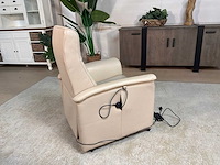 Livv electrische leren fauteuil - afbeelding 2 van  16