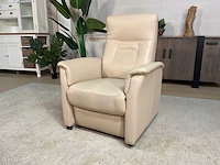 Livv electrische leren fauteuil - afbeelding 9 van  16