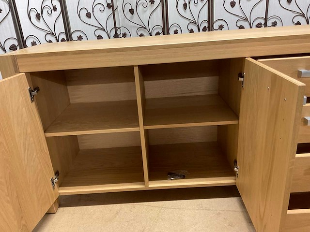 Livvie dressoir - afbeelding 3 van  13