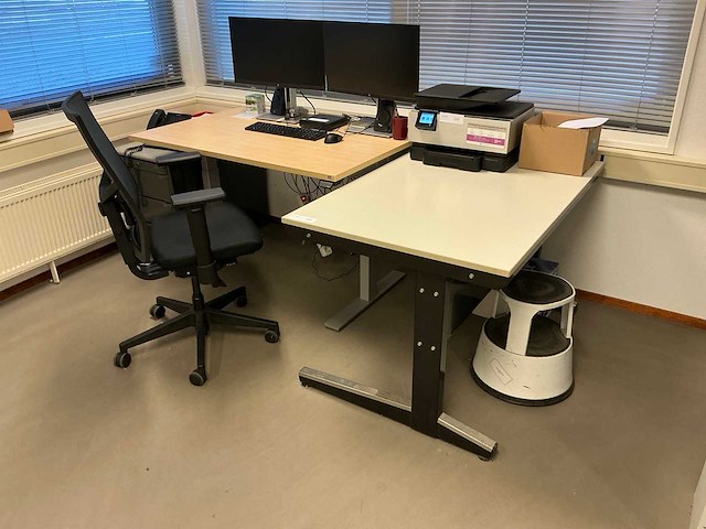Lkv bureau / werktafel - afbeelding 1 van  8