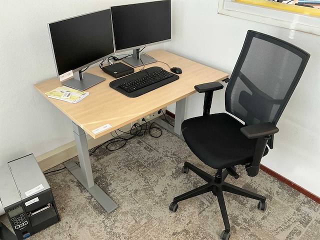 Lkv bureau - afbeelding 1 van  7