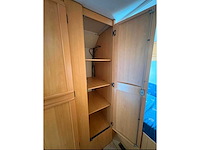 Lmc 6900 libery mercedes camper keuken, bed, douche, zithoek, garage - afbeelding 11 van  20
