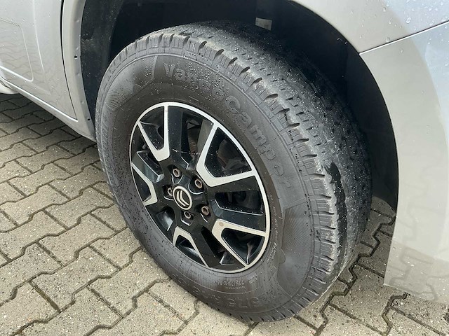 Lmc breezer v643 camper - afbeelding 10 van  46