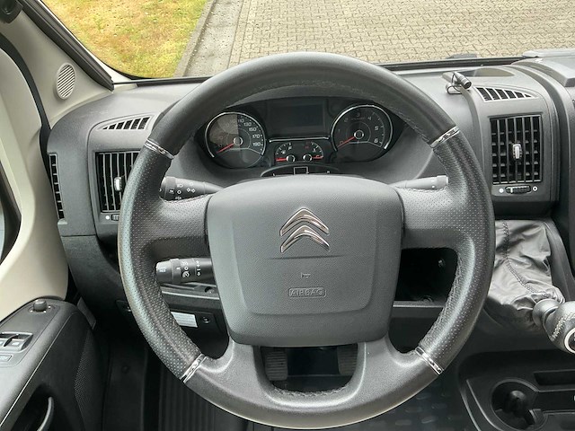 Lmc breezer v643 camper - afbeelding 21 van  46