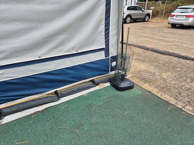 Lmc dominant 560 k caravan duits kenteken - afbeelding 20 van  32