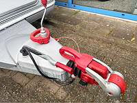 Lmc münsterland 490k1 bed, zithoek, keuken, toilet, douche, caravan - afbeelding 3 van  7
