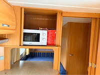 Lmc münsterland 490k1 bed, zithoek, keuken, toilet, douche, caravan - afbeelding 10 van  16