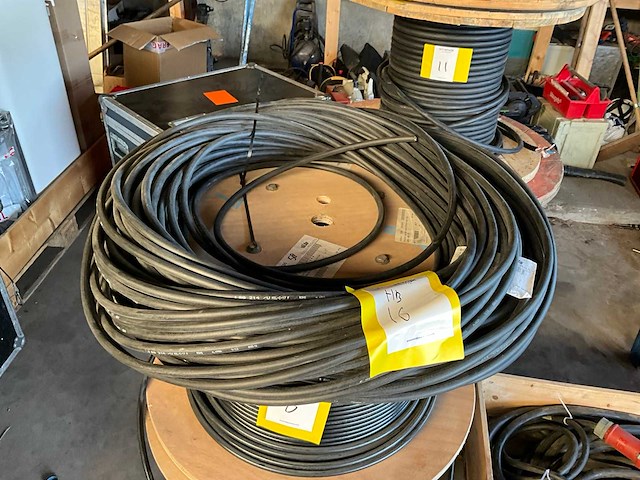 Lmr 400 75ohm coax kabel op haspel (4x) - afbeelding 5 van  7