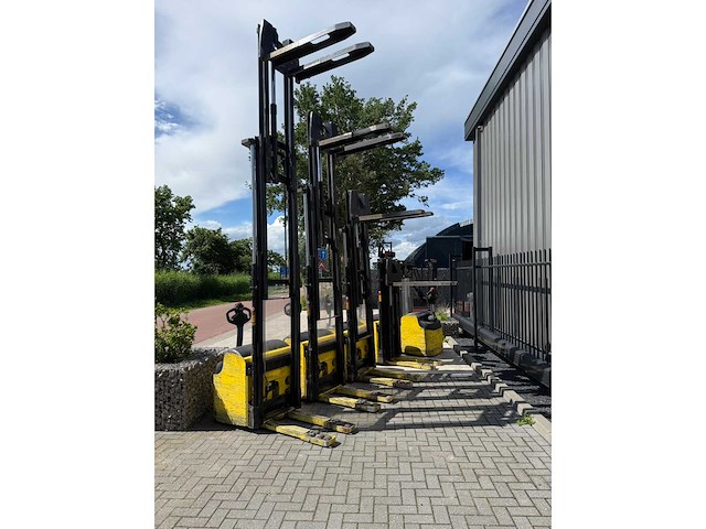Loc (manitou) j16litll45 sp elektrische pallettrucks - afbeelding 3 van  5
