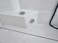 (locatie biddinghuizen) kajuitboot, bayliner, 2655, wit, 1992, met mercruiser motor - afbeelding 24 van  30