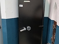(locatie deventer) veiligheidskluis - afbeelding 1 van  5