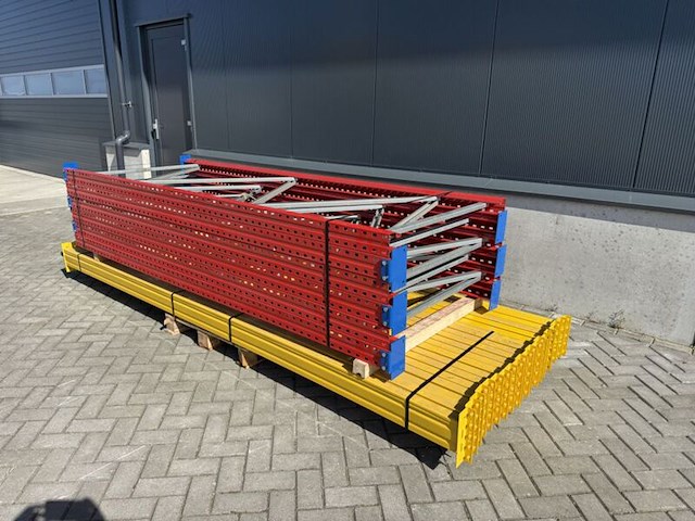 ( locatie garmerwolde ) 2x palletstelling esmena 300x110 / lengte 18.60 mtr - afbeelding 1 van  3