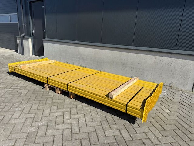 ( locatie garmerwolde ) 2x palletstelling esmena 300x110 / lengte 18.60 mtr - afbeelding 3 van  3