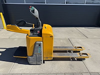 ( locatie garmerwolde ) pallettruck, jungheinrich, ere 120, 2020 - afbeelding 5 van  11