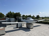 ( locatie garmerwolde ) vliegtuig, piper pa-38 tomahawk - afbeelding 5 van  13