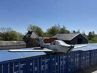 ( locatie garmerwolde ) vliegtuig, piper pa-38 tomahawk - afbeelding 9 van  13