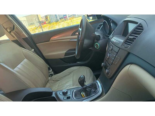 (locatie groningen) personenauto, opel, insignia turbo, zwart - afbeelding 9 van  23