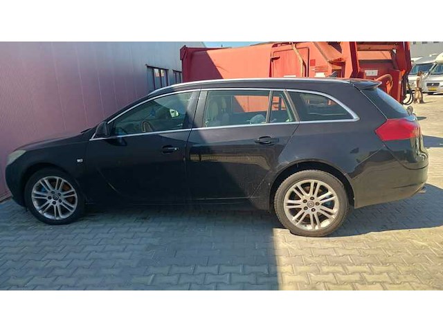 (locatie groningen) personenauto, opel, insignia turbo, zwart - afbeelding 12 van  23