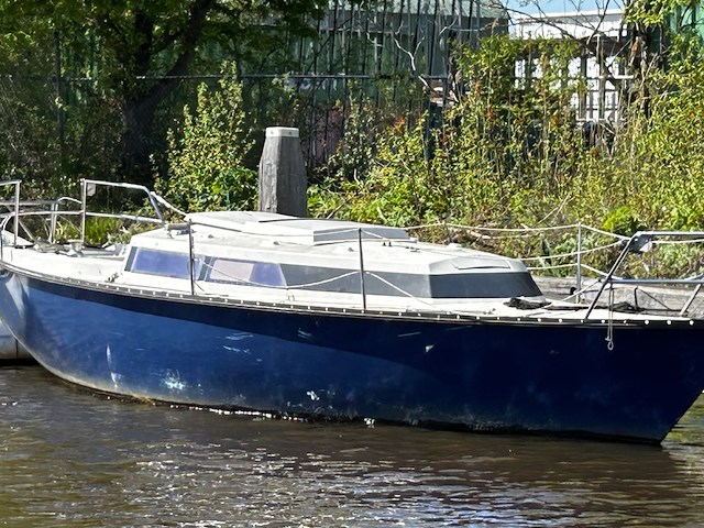 (locatie groningen) polyester kajuitzeilboot, bd2, excl. mast - afbeelding 2 van  7