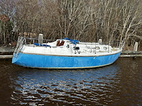 (locatie groningen) polyester kajuitzeilboot, oh, met inboard motor, excl. mast - afbeelding 4 van  5