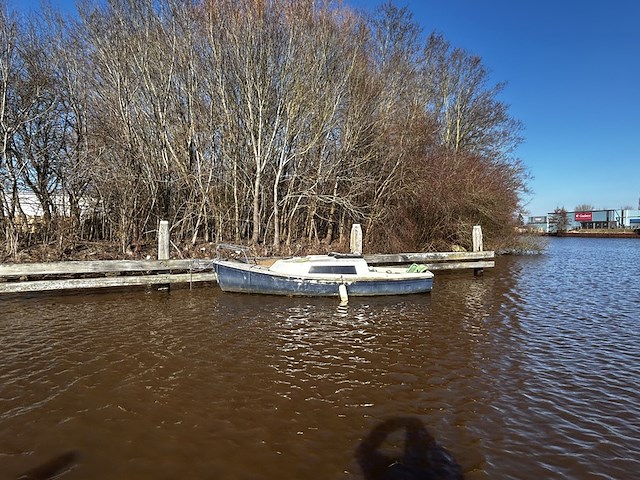 (locatie groningen) polyester kajuitzeilboot, ow d2, excl. mast - afbeelding 4 van  4