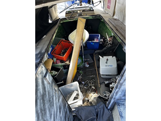 (locatie groningen) polyester kajuitzeilboot, skuumke, excl. mast - afbeelding 4 van  6
