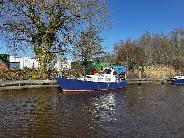 (locatie groningen) stalen kruiser, owd 1d, met inboard motor - afbeelding 1 van  6