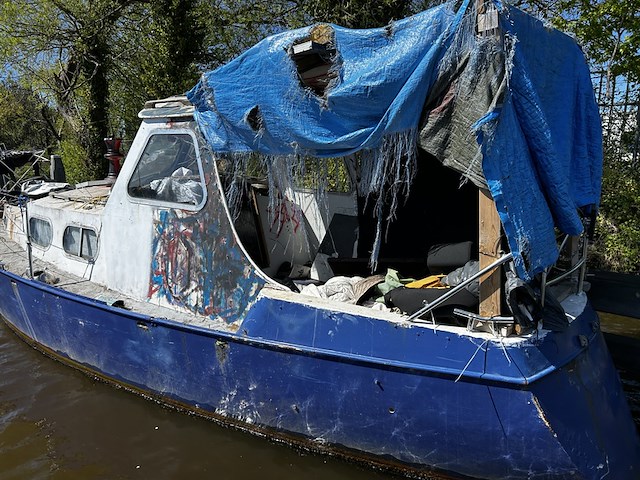 (locatie groningen) stalen kruiser, owd 1d, met inboard motor - afbeelding 2 van  6