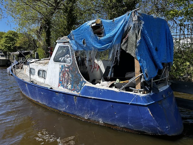 (locatie groningen) stalen kruiser, owd 1d, met inboard motor - afbeelding 3 van  6